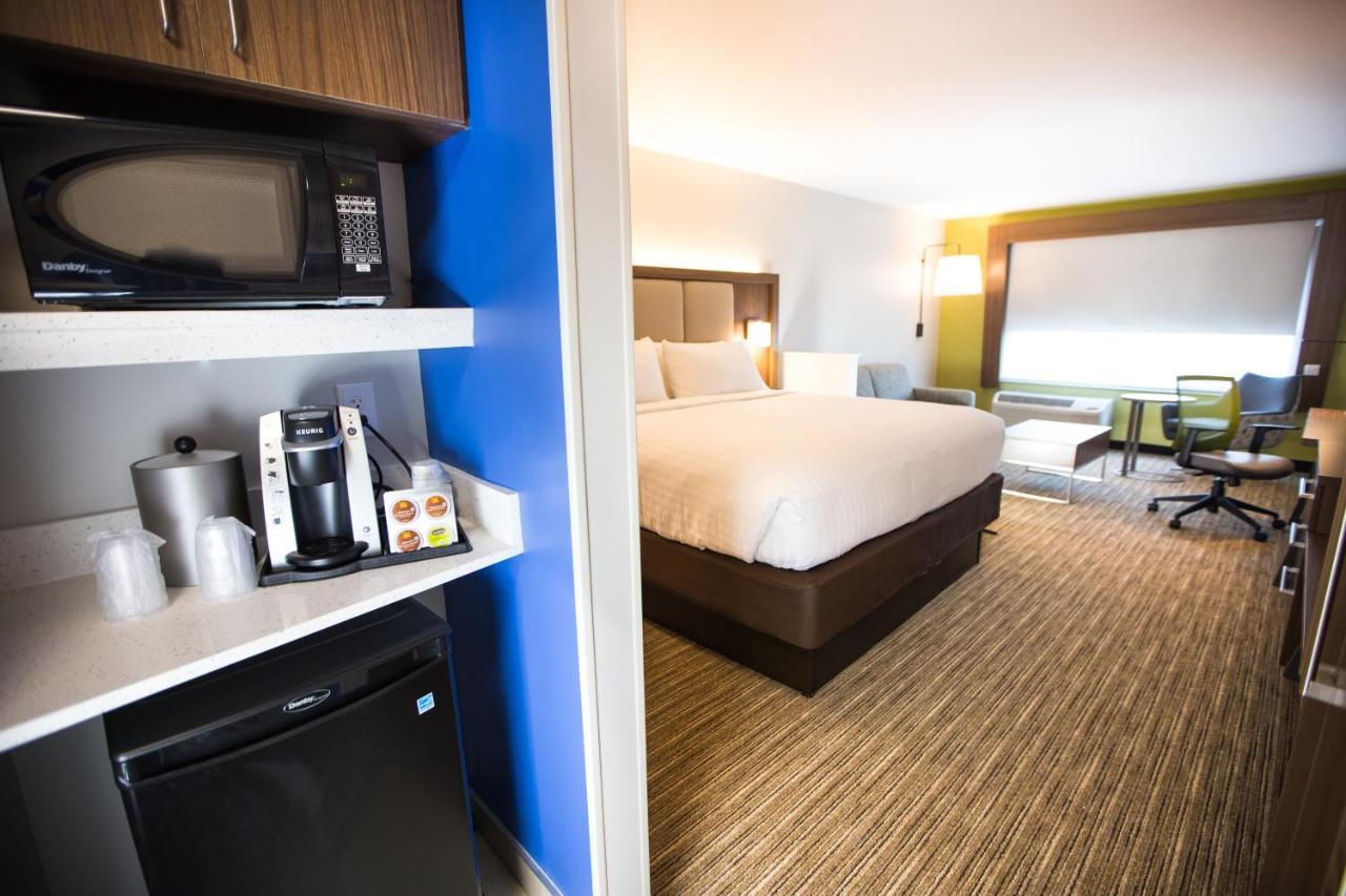 Holiday Inn Express & Suites Greenville S - Piedmont By Ihg Экстерьер фото